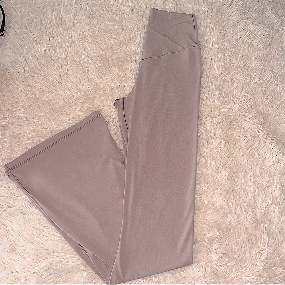 Offline by Aerie Real Me High Waisted Crossover Flare Legging